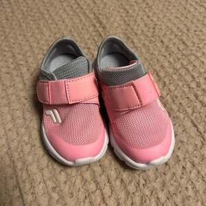 Fila Vastra Toddler Lightweight Slip-On Sneakers Pink and Grey